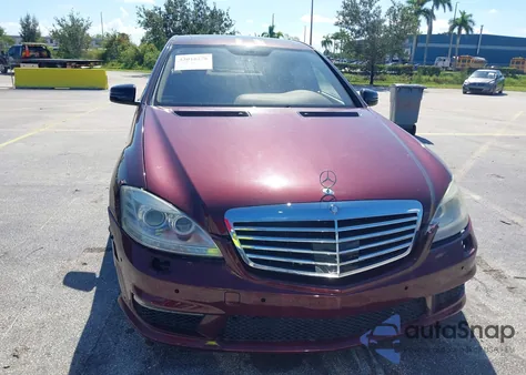 2008 Mercedes-Benz S-Class 5.5L V8 z USA, uszkodzony, nr VIN WDDNG71X38A208200